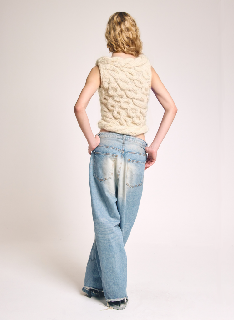 Francy Cable Tank